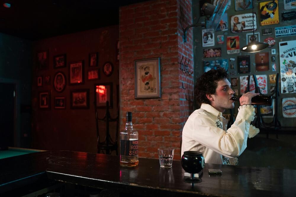Alcohol and opioids share similar pathways in the brain