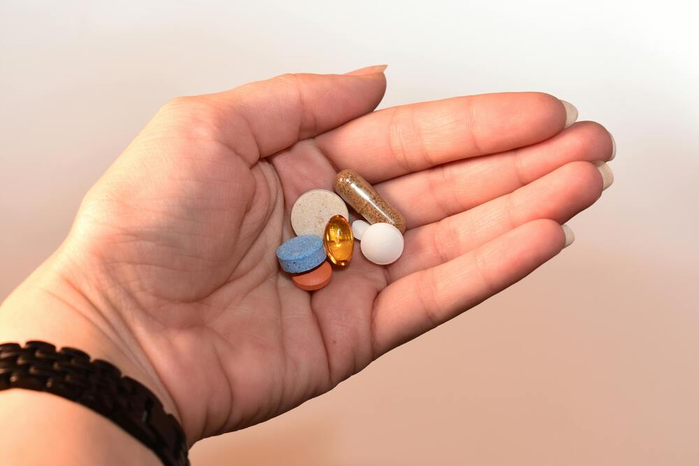 How Opioids Affect Appetite and the Body's Metabolism